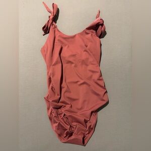 Movemama nursing swimsuit